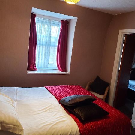 The Cumbrian Hotel Blackpool Bagian luar foto